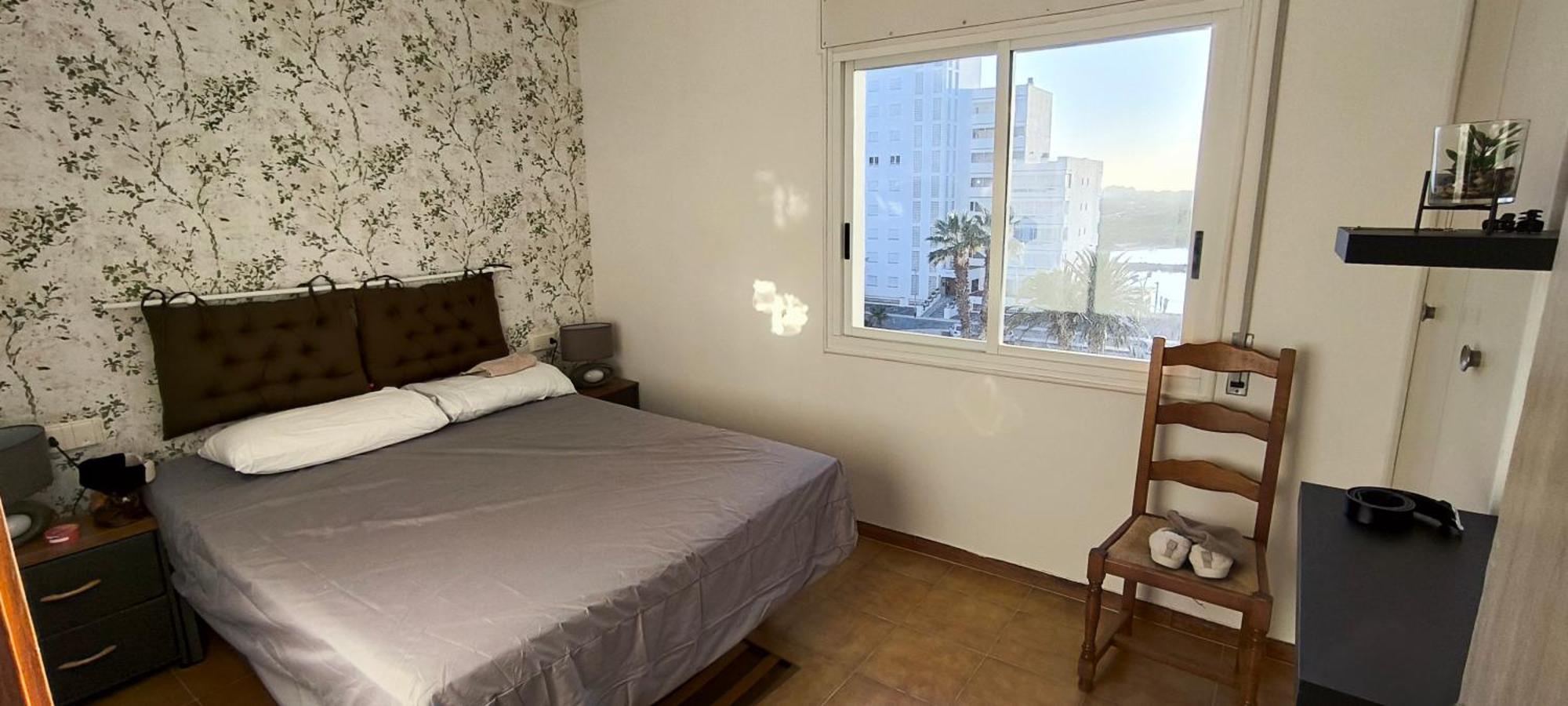 Spacieux Appartement Rose Front Mer Et Piscine Roses Exterior photo